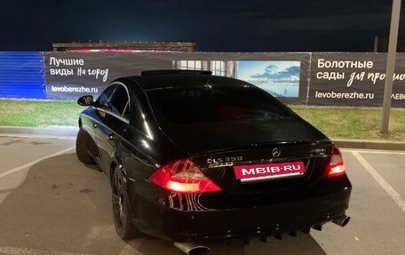 Mercedes-Benz CLS, 2005 год, 1 100 000 рублей, 4 фотография