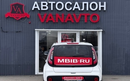 KIA Soul II рестайлинг, 2019 год, 1 780 000 рублей, 6 фотография