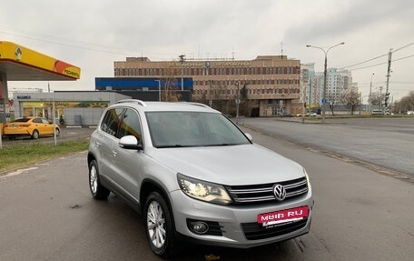 Volkswagen Tiguan I, 2011 год, 1 750 000 рублей, 3 фотография