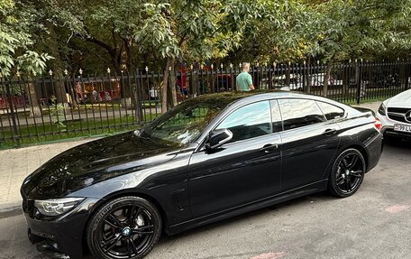 BMW 4 серия, 2018 год, 1 900 000 рублей, 3 фотография