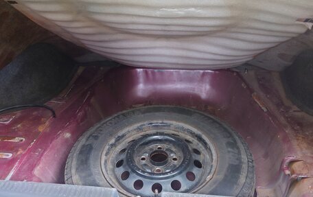 Mitsubishi Lancer VII, 1998 год, 130 000 рублей, 10 фотография