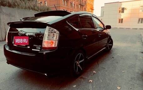 Toyota Prius, 2008 год, 880 000 рублей, 3 фотография