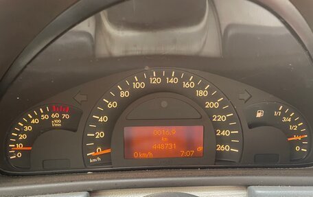 Mercedes-Benz C-Класс, 2002 год, 250 000 рублей, 8 фотография