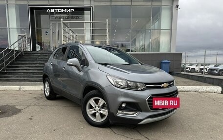 Chevrolet Trax, 2018 год, 1 600 000 рублей, 3 фотография