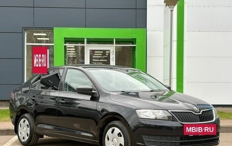 Skoda Rapid I, 2015 год, 999 000 рублей, 3 фотография