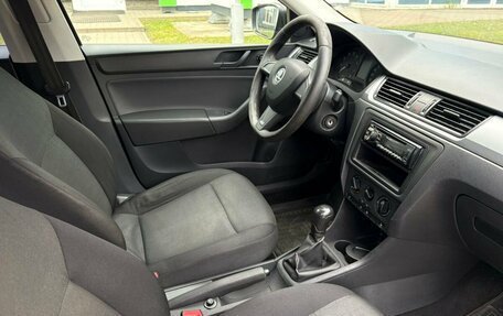 Skoda Rapid I, 2015 год, 999 000 рублей, 10 фотография