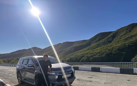 Mitsubishi Pajero Sport III рестайлинг, 2017 год, 2 690 000 рублей, 2 фотография