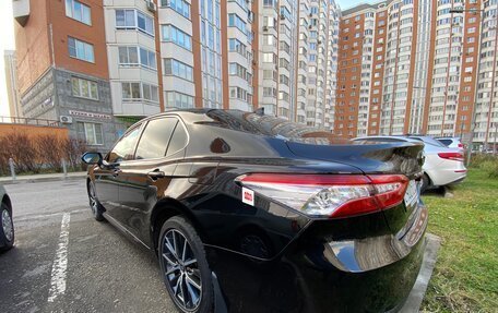 Toyota Camry, 2021 год, 3 600 000 рублей, 8 фотография