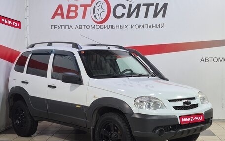 Chevrolet Niva I рестайлинг, 2017 год, 810 000 рублей, 1 фотография