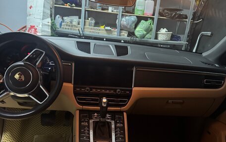 Porsche Macan I рестайлинг, 2021 год, 6 590 000 рублей, 6 фотография