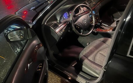 Mercedes-Benz E-Класс, 2002 год, 670 000 рублей, 6 фотография