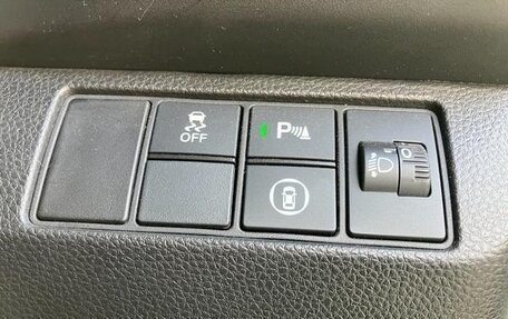 Honda Vezel, 2022 год, 1 842 777 рублей, 29 фотография