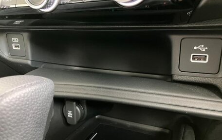 Honda Vezel, 2022 год, 1 842 777 рублей, 34 фотография