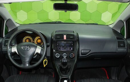 Toyota Auris II, 2007 год, 650 000 рублей, 13 фотография