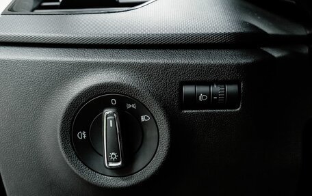 Skoda Rapid II, 2021 год, 1 500 000 рублей, 17 фотография