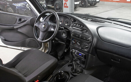 Chevrolet Niva I рестайлинг, 2013 год, 598 000 рублей, 11 фотография