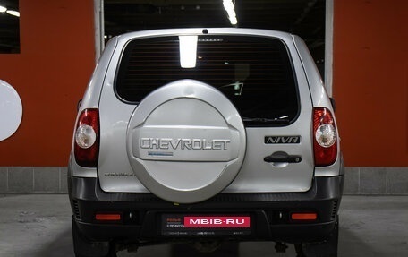 Chevrolet Niva I рестайлинг, 2013 год, 598 000 рублей, 5 фотография