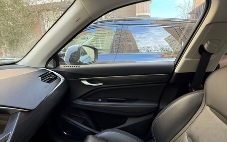 Geely Tugella FY11, 2022 год, 2 499 000 рублей, 8 фотография