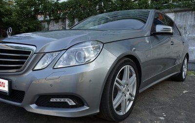 Mercedes-Benz E-Класс, 2010 год, 2 100 000 рублей, 1 фотография