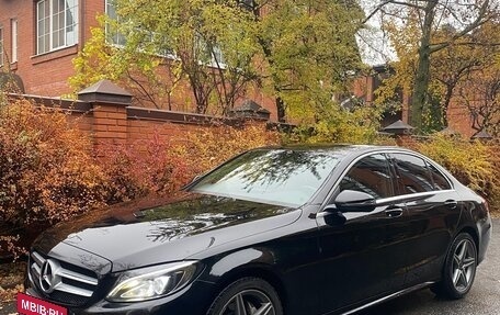 Mercedes-Benz C-Класс, 2018 год, 2 550 000 рублей, 2 фотография