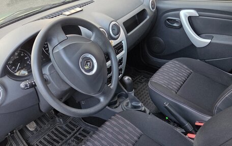 Renault Logan I, 2013 год, 800 000 рублей, 4 фотография