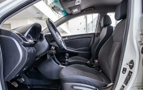 Hyundai Solaris II рестайлинг, 2014 год, 888 000 рублей, 13 фотография