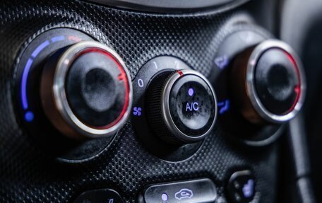 Hyundai Solaris II рестайлинг, 2014 год, 888 000 рублей, 27 фотография