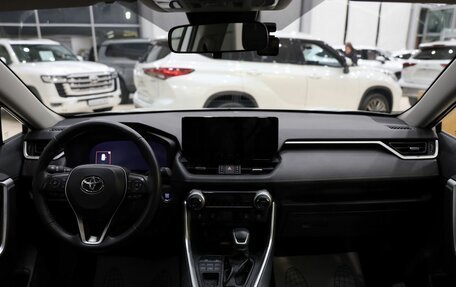 Toyota RAV4, 2023 год, 3 850 000 рублей, 16 фотография