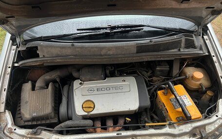 Opel Zafira A рестайлинг, 1999 год, 90 000 рублей, 8 фотография