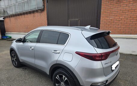 KIA Sportage IV рестайлинг, 2021 год, 2 750 000 рублей, 4 фотография