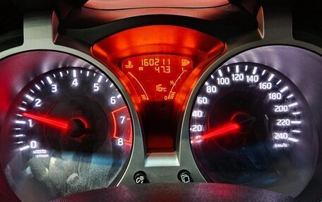 Nissan Juke II, 2011 год, 830 000 рублей, 10 фотография