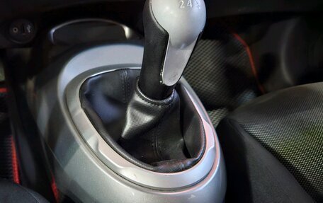 Nissan Juke II, 2011 год, 830 000 рублей, 15 фотография