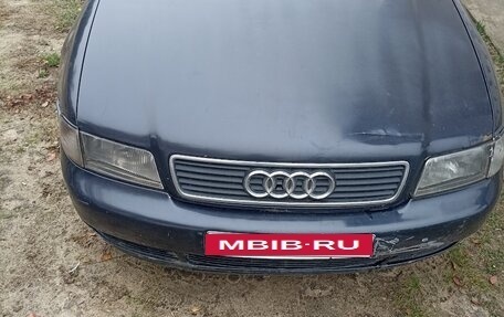 Audi A4, 1998 год, 300 000 рублей, 4 фотография