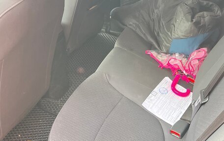 Hyundai Solaris II рестайлинг, 2013 год, 690 000 рублей, 13 фотография