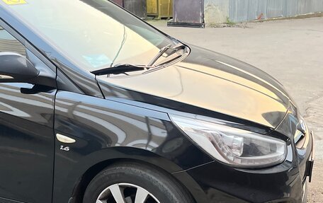 Hyundai Solaris II рестайлинг, 2013 год, 690 000 рублей, 17 фотография