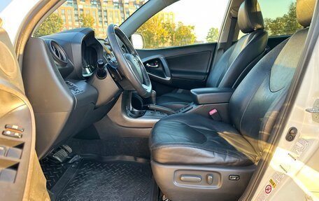 Toyota RAV4, 2012 год, 1 225 000 рублей, 10 фотография