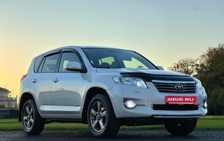 Toyota RAV4, 2012 год, 1 225 000 рублей, 2 фотография