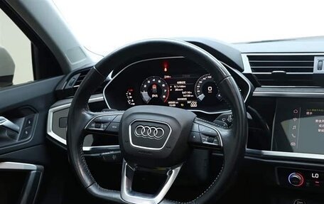 Audi Q3, 2022 год, 2 400 000 рублей, 9 фотография