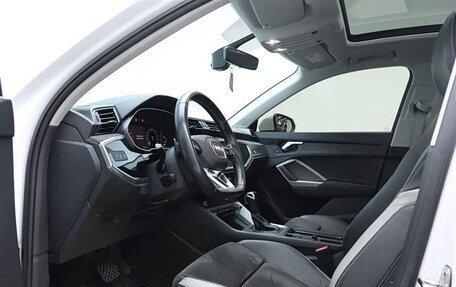 Audi Q3, 2022 год, 2 400 000 рублей, 10 фотография