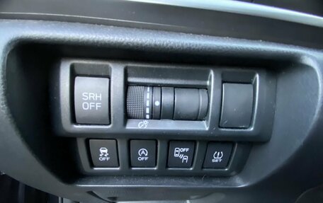 Subaru XV II, 2018 год, 2 334 500 рублей, 11 фотография