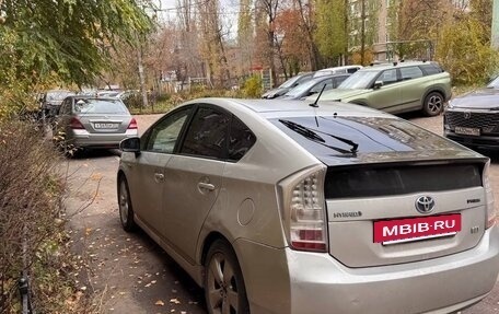 Toyota Prius, 2010 год, 700 000 рублей, 5 фотография
