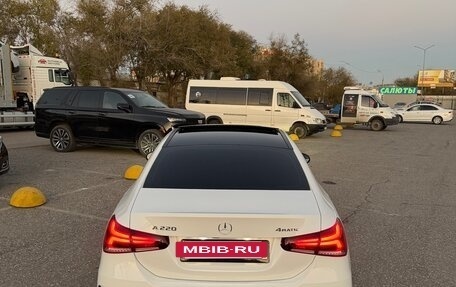 Mercedes-Benz A-Класс, 2019 год, 2 700 000 рублей, 7 фотография