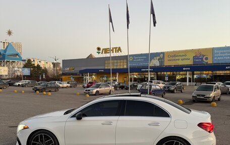 Mercedes-Benz A-Класс, 2019 год, 2 700 000 рублей, 8 фотография