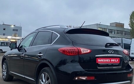 Infiniti QX50 I рестайлинг, 2016 год, 2 150 000 рублей, 6 фотография