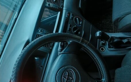 Toyota Corolla, 2005 год, 550 000 рублей, 6 фотография