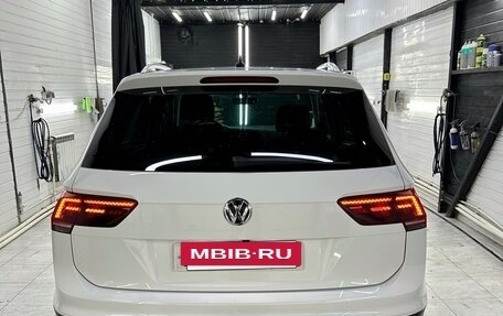 Volkswagen Tiguan II, 2018 год, 3 100 000 рублей, 4 фотография