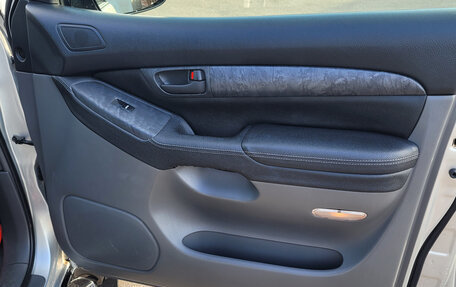 Toyota Land Cruiser Prado 120 рестайлинг, 2006 год, 2 700 000 рублей, 7 фотография