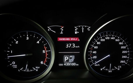 Toyota Land Cruiser 200, 2012 год, 2 824 000 рублей, 16 фотография