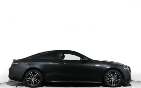 Mercedes-Benz E-Класс, 2020 год, 5 980 000 рублей, 4 фотография