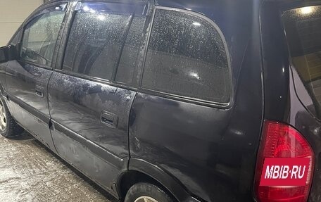 Opel Zafira A рестайлинг, 2003 год, 230 000 рублей, 7 фотография